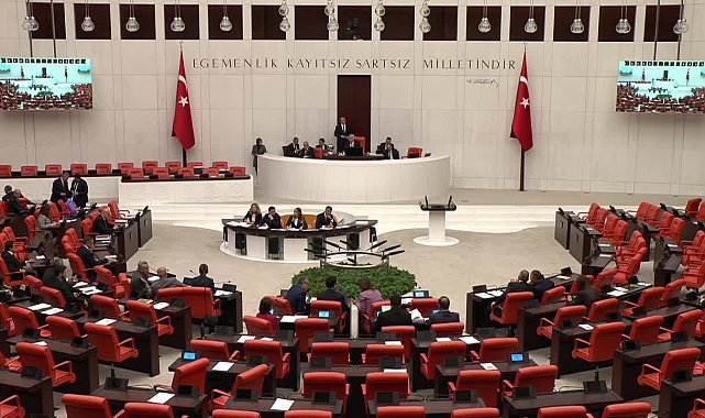 TBMM Genel Kurulu… CHP’li Akay: Dört ayda vatandaşlarımız saniyede 271 bin, günde 23 milyar, ayda 1 trilyon lira vergi ödedi
