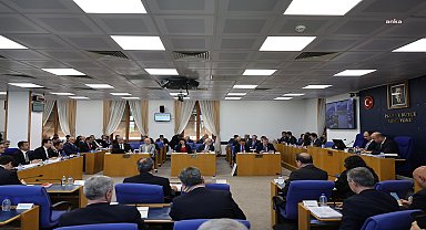 TBMM Plan ve Bütçe Komisyonu... Seyit Torun: Bu madde geri çekilmezse bu komisyonun altına imza atacağı şey, bir torba yasa değil, bir rejim değişikliğinin de son halkası olacaktır