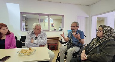 Tekerlekli sandalye dansçıları Bornova’da sahne aldı