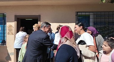 Tepebaşı Belediye Başkanı Ataç, Belde Evi kursiyerlerinin sergi heyecanına ortak oldu