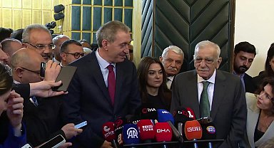 Tuncer Bakırhan: Kandil’in yöneticileri değiliz, siyasi partiyiz. Silah kime nerede bırakılacak bilmiyoruz