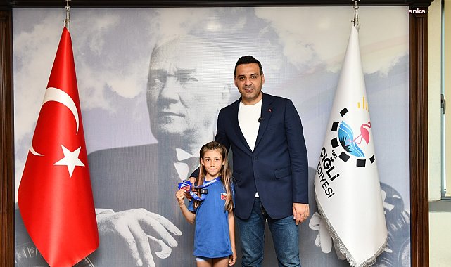 Türkiye’nin en hızlısı Güneş’e Çiğli Belediye Başkanı Yıldız’dan destek
