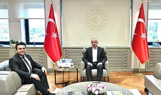 Ulaştırma Bakanı Uraloğlu, TikTok Devletlerle İlişkiler ve Kamu Politikaları Türkiye ve Bölge Başkanı Kafadar'la bir araya geldi