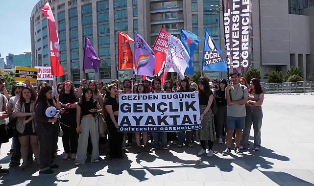 Vezneciler'de gözaltına alınan öğrenciler adliyeye sevk edildi