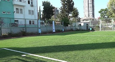 Yenişehir Belediyesi, 50. Yıl Mahallesi’nde yapımı tamamlanan halı sahayı hizmete açtı