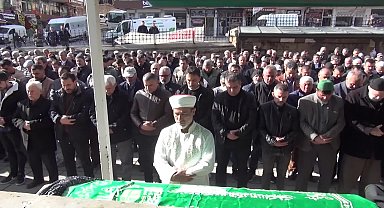 Yozgat’ta kadın cinayeti… Damadı tarafından bıçaklanan kadın toprağa verildi