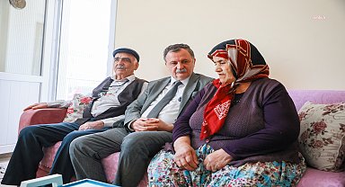 Yunusemre Belediye Başkanı Balaban’dan şehit annelerine ziyaret