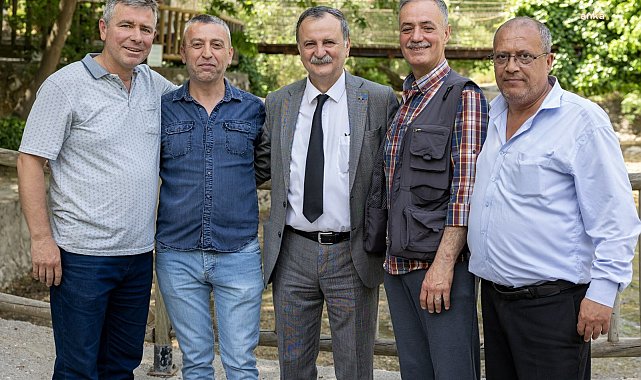 Yunusemre Belediye Başkanı Balaban, muhtarlarla bir araya geldi