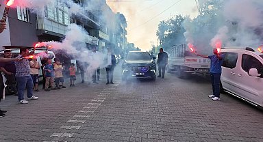Yüreğir Belediye Başkanı Demirçalı, 10 günde 10 mahalleyi ziyaret etti