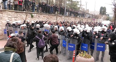 19 Mart eylemlerinde Beyazıt'ta polis barikatını aşan 8 kişi beraat etti