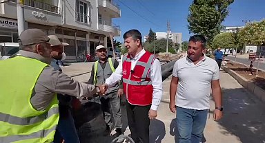 Adıyaman Belediye Başkanı Tutdere, Yeşilyurt Mahallesi’ndeki altyapı çalışmalarını inceledi
