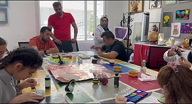 Adıyaman Belediyesi Karne Gününde özel gereksinimli öğrencileri başarı belgesi ile ödüllendirdi