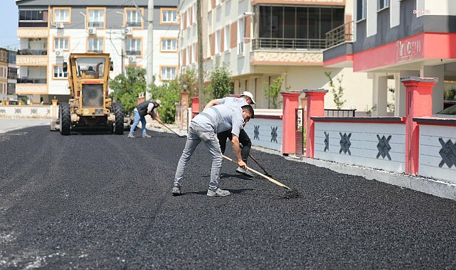 Akhisar Belediyesi asfalt çalışmalarına devam ediyor