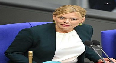 Almanya Federal Meclis Başkan Yardımcısı Julia Klöckner: Artık Almanya'nın ilk kadın cumhurbaşkanının zamanı geldi