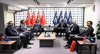 Anahtar Parti'ye bayram ziyaretleri