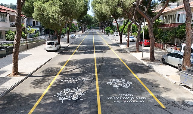 Aydın Büyükşehir Belediyesi, kent genelinde başlattığı yol çalışmalarına devam ediyor