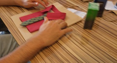 Ayvalık’ın özel çocuklarından babalarına sürpriz