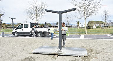 Balıkesir Büyükşehir Belediye Başkanı Akın’dan Sarımsaklı Plajı’na bayram öncesi denetim