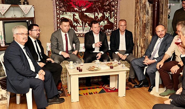 Başkan Balcıoğlu Silivri'de mezuniyet ve karne töreninde öğrencilerle bir araya geldi