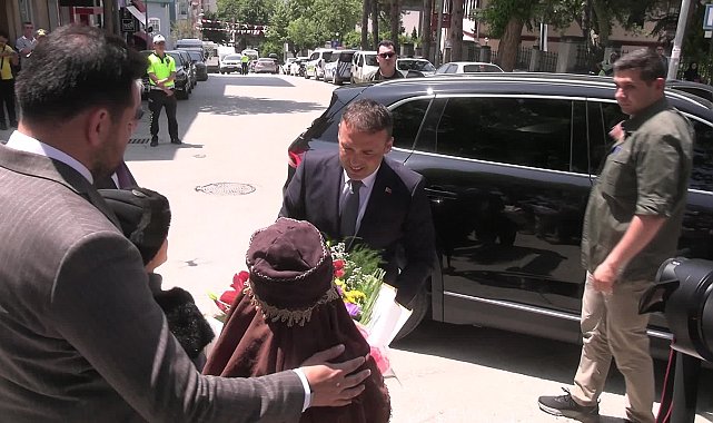 Bilecik Valisi Sözer, törenle görevine başladı