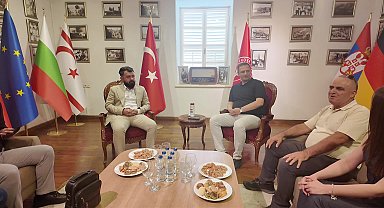 Bornova Belediye Başkanı Eşki, Makedon heyeti ağırladı