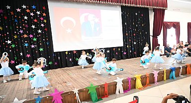  Bozüyük'te miniklerin yıl sonu gösterileri ayakta alkışlandı