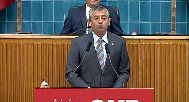 CHP Grup Toplantısı... Özgür Özel'den Bakan Ersoy'a: