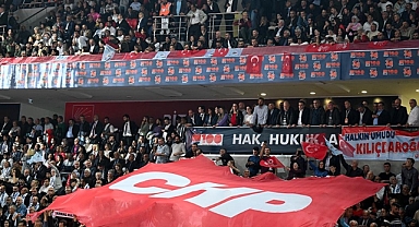 CHP'nin 38. Olağan, 21. Olağanüstü Kurultaylarının iptali istemiyle açılan dava 8 Eylül'e ertelendi