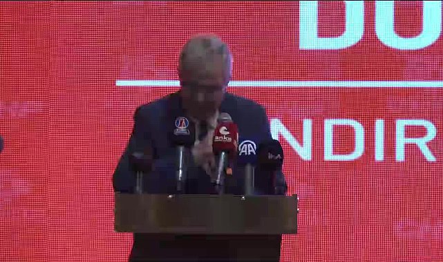 CHP'nin İlçe Belediye Başkanları Toplantısı... Gökan Zeybek: Ne yaparlarsa yapsınlar CHP'nin tek başına iktidara gelmesini asla engelleyemeyecekler