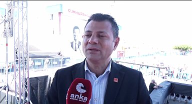 CHP PM üyesi Ali Abbas Ertürk: O kendini 5 bin kişinin korumasıyla saraya hapsetmiş durumda ama Cumhuriyet Halk Partisi sokaklarda