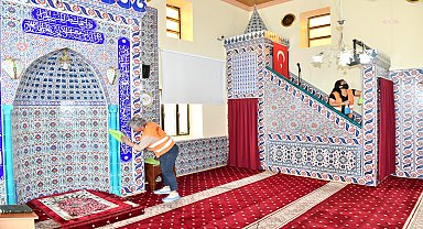 Çiğli’de camiler Kurban Bayramı’na hazır