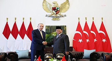 Cumhurbaşkanı Erdoğan, Endonezya Cumhurbaşkanı Subianto ile telefonda görüştü