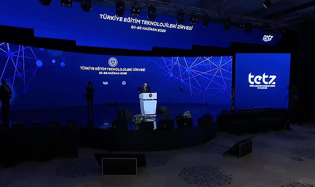 Cumhurbaşkanı Erdoğan: Evlatlarımızı dijital derebeylerin insafına terk edemeyiz. Türkiye olarak bu konudaki kararlılığımızı sürdüreceğiz