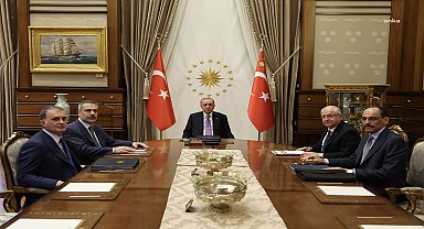 Cumhurbaşkanı Erdoğan’ın başkanlığında güvenlik toplantısı gerçekleştirildi