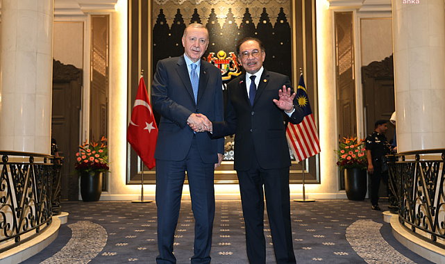 Cumhurbaşkanı Erdoğan, Malezya Başbakanı İbrahim ile telefonda görüştü
