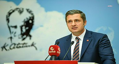 Deniz Yücel'den AK Parti Sözcüsü Çelik ve Bakan Tunç'a tepki:
