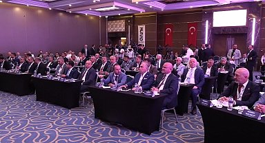 Diyarbakır’da “Terörsüz Türkiye Vizyonuna Destek” toplantısı… MÜSİAD Başkanı Özdemir: “Gelin, bu tarihi sorumluluğu birlikte omuzlayalım”