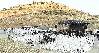 Diyarbakır’daki Zerzevan Kalesi’nde ‘Yerelden Evrensele Aşk Ezgileri' etkinliği