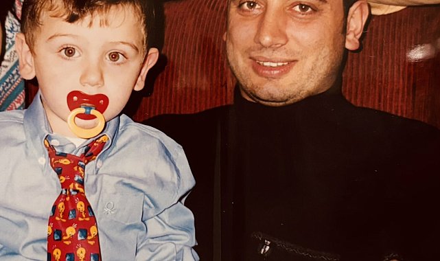 Ekrem İmamoğlu'nun oğlu Mehmet Selim: “Yaş gününde seninle olamamak, bütün duygu ve düşüncelerimi sana olduğu gibi aktaramamak beni derinden üzse de bana en büyük gücü yine sen veriyorsun”