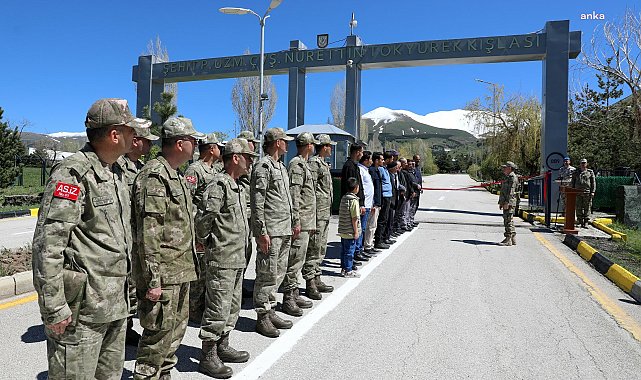 Erzurum Merkez Komutanlığı Palandöken Kışlası’nın ismi şehit Piyade Uzman Çavuş Nurettin Tokyürek’in ismiyle değiştirildi