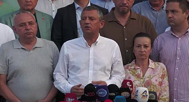 Ferdi Zeyrek hayatını kaybetti... Hastane önünde açıklama yapan Özgür Özel: 