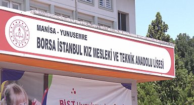 Ferdi Zeyrek’in eşi Nurcan Zeyrek: Ben Ferdi Zeyrek’in eşiyim. Onlar Ferdi Zeyrek’in çocukları. Dimdik ayağa kalkacağız