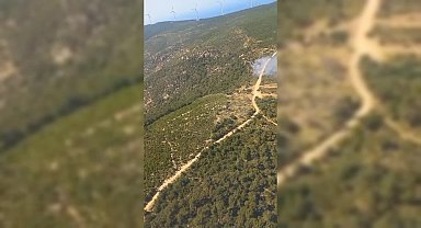 Foça'da çıkan yangına havadan ve karadan müdahale devam ediyor