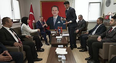 Gelecek Partisi'nden Yeniden Refah Partisi'ne bayram ziyareti... Selçuk Özdağ: 