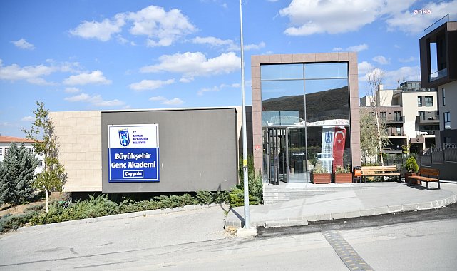 Genç Akademi Çayyolu, Başkentli öğrencilere hizmet vermeye devam ediyor