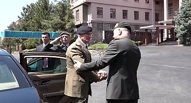 Genelkurmay Başkanı Orgeneral Gürak, İtalya Genelkurmay Başkanı Orgeneral Portolano ile bir araya geldi