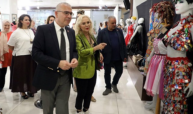 Geri dönüşüm sanatla buluştu: “Engelsiz dönüşüm sergisi” açıldı