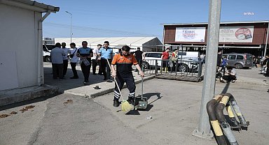 İBB’nin kurban kesim alanlarında hijyen ekipleri bayram boyunca görev başında