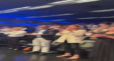 İbrahim Kaboğlu, Fransa Baro Başkanları Birliği Genel Kurulunda ayakta alkışlandı