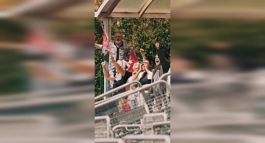İmamoğlu’ndan duruşma sonrası mesaj: Ben de sizi özledim, dayanışmanız için teşekkürler, birlikte kazanacağız
